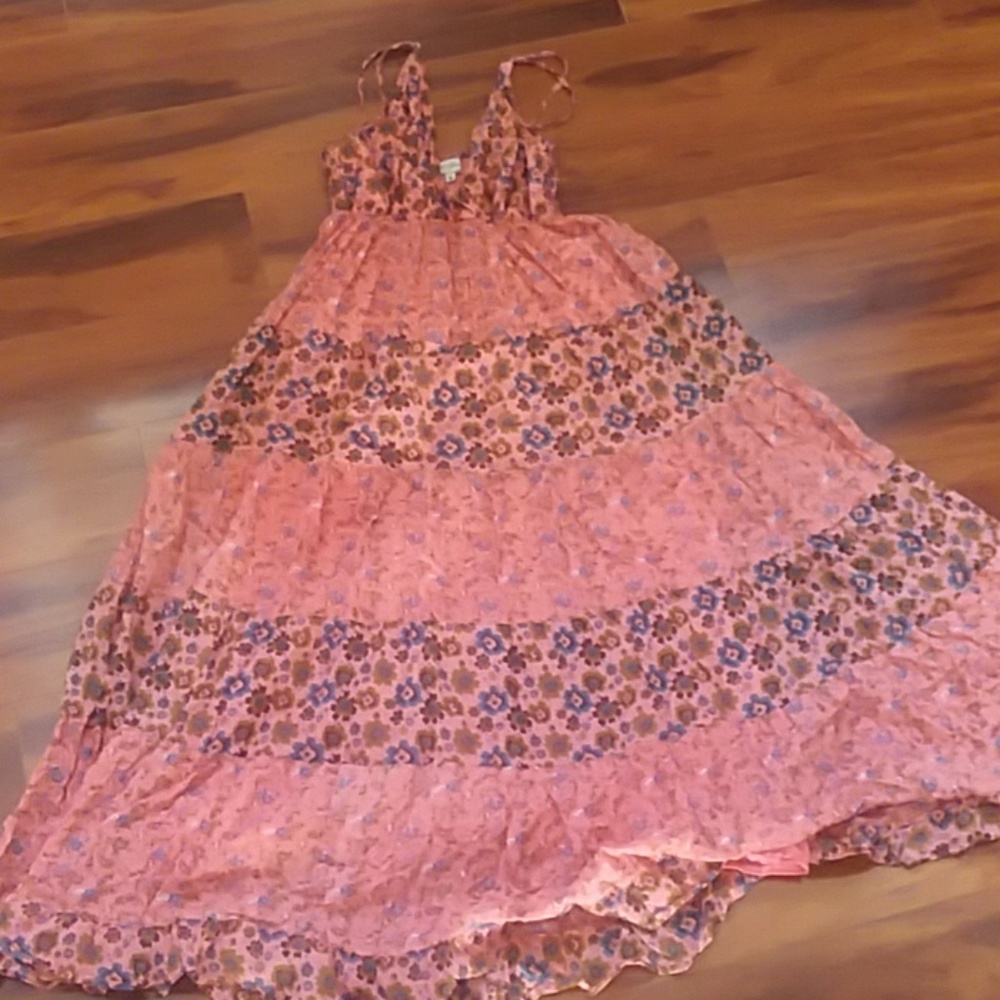 Beautiful pink floral maxi dress